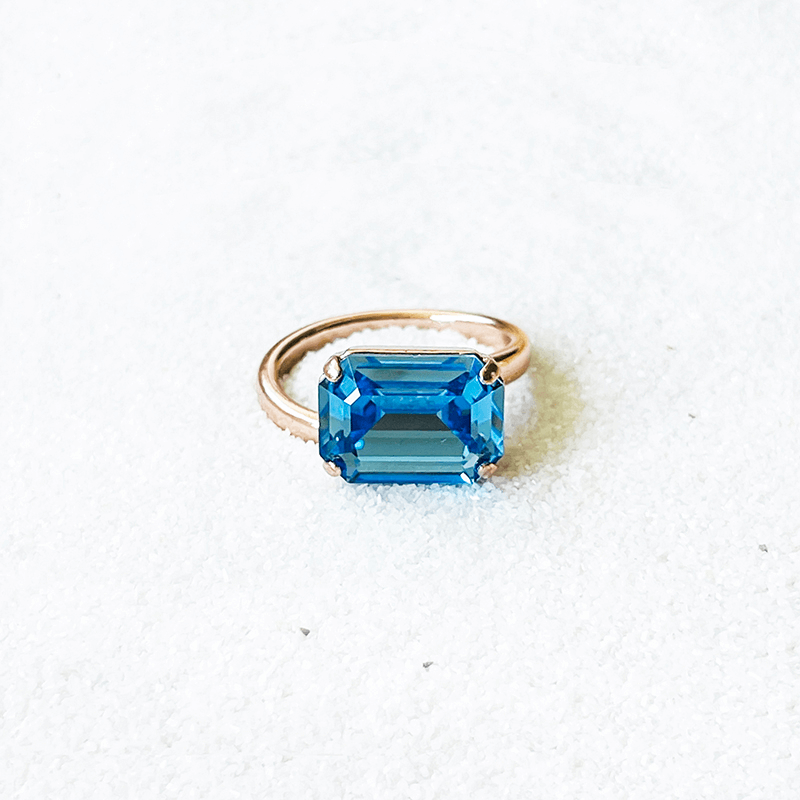 Swarovski Blue Ring, adjustable. Front view