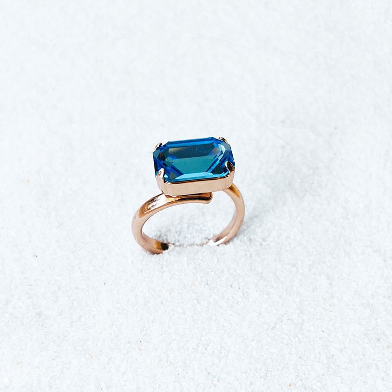 Swarovski Blue Ring, adjustable. band view