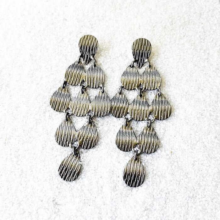 black dangle earrings