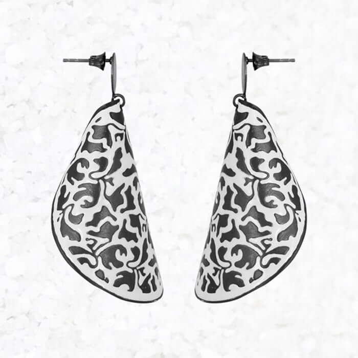 Black dangle earrings unique 