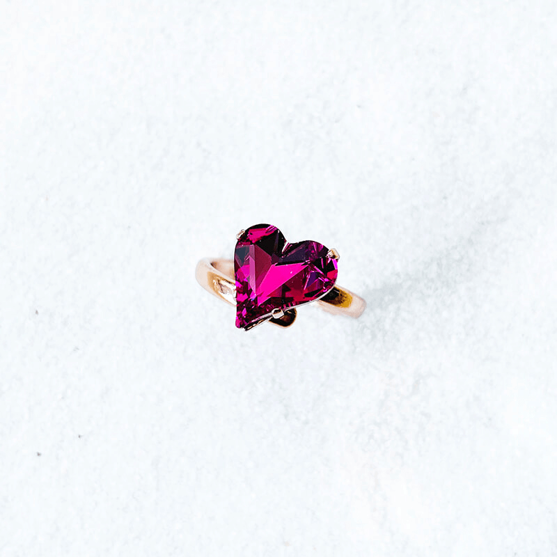 heart shaped ring with pink Swarovski - this is an adjustable ring. Close up