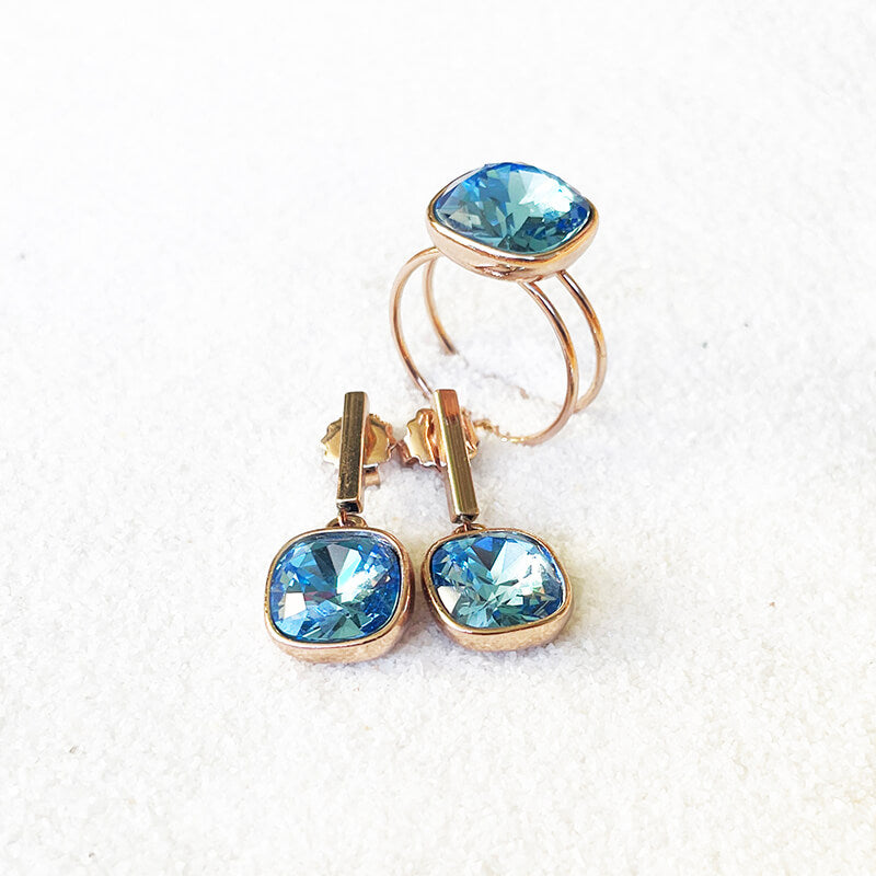 Blue Swarovski drop earrings and adjustable ring