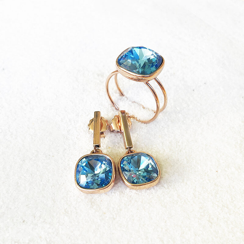 Swarovski blue ring and blue Swarovski drop earrings