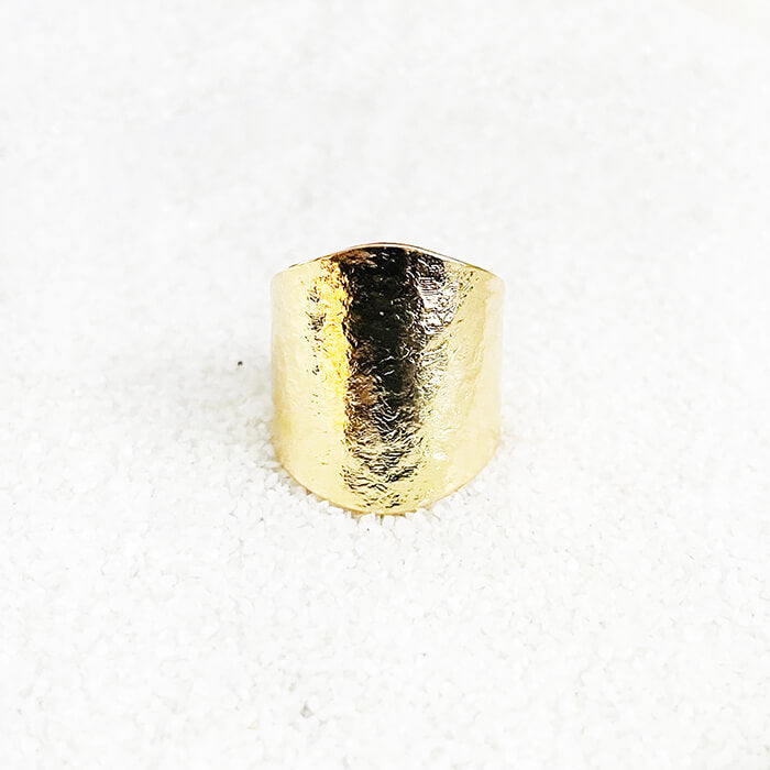 Hammered Gold Ring close up