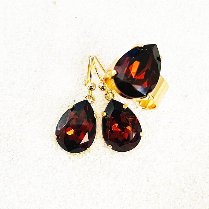Swarovski Pear Ring with Amber Swarovski Crystal with a 24k Gold plating and earrings