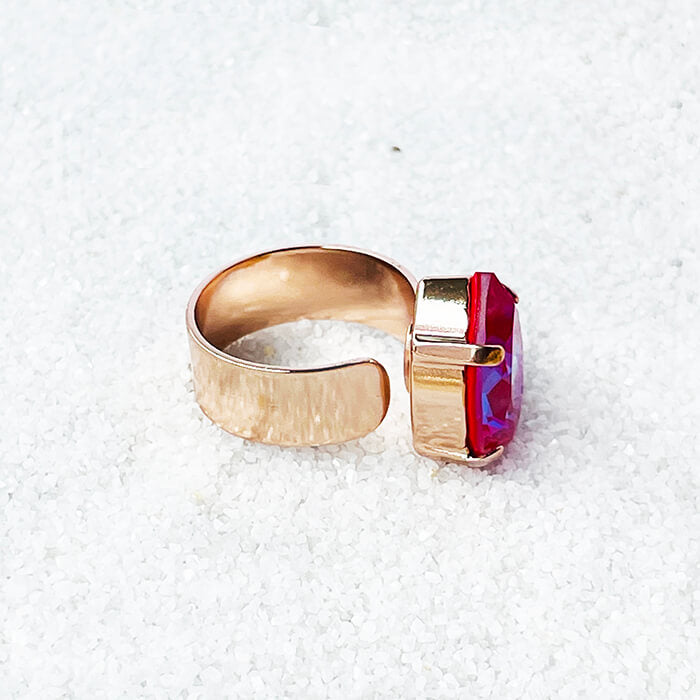 Pink Swarovski Ring size inclusive 