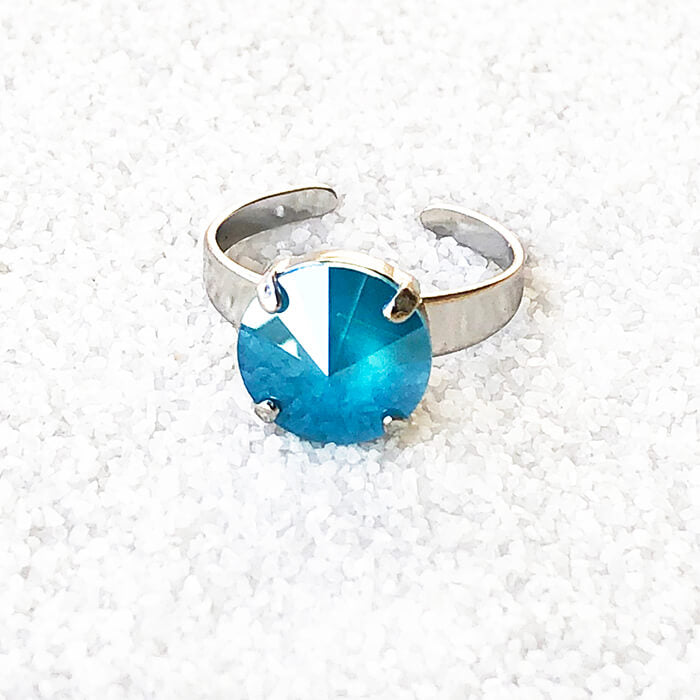 elegant cocktail ethical ring azure blue and silver 