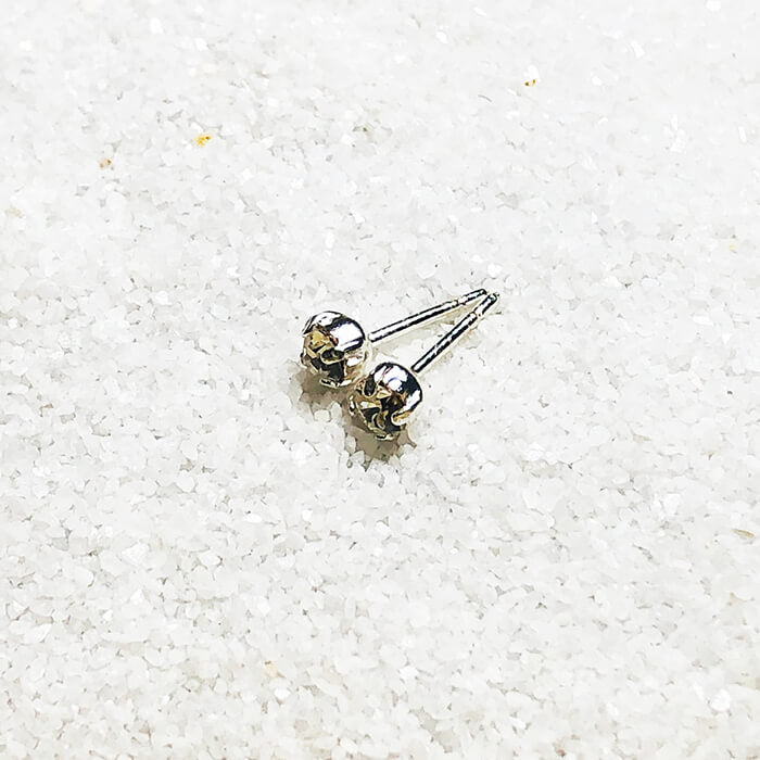 Lola small crystal stud earrings