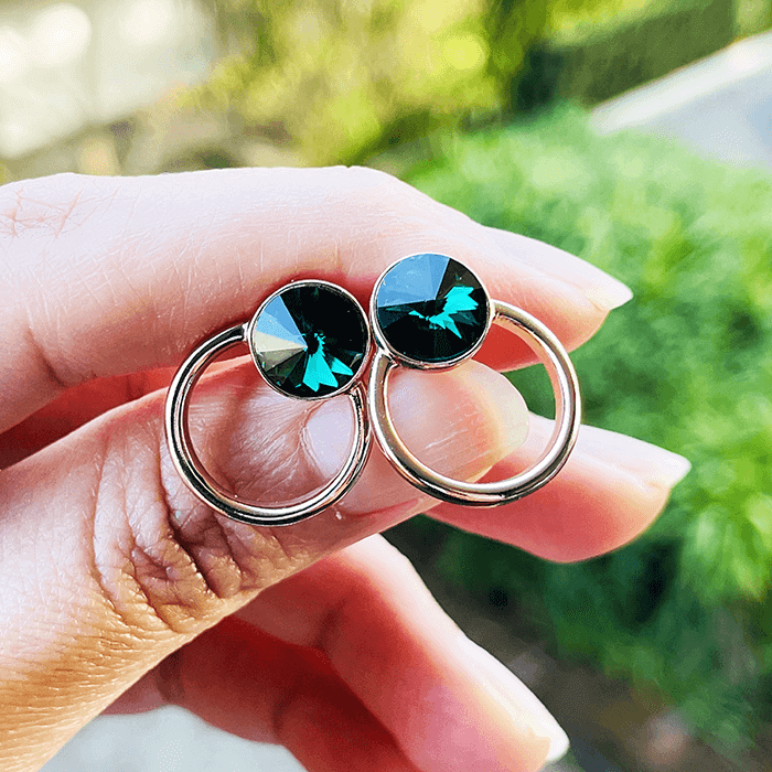 Emerald Green Earrings set in Rose Gold Stud Earrings size approximation