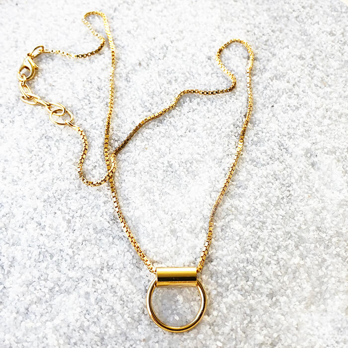 gold elegant pendant with lobster claw closure