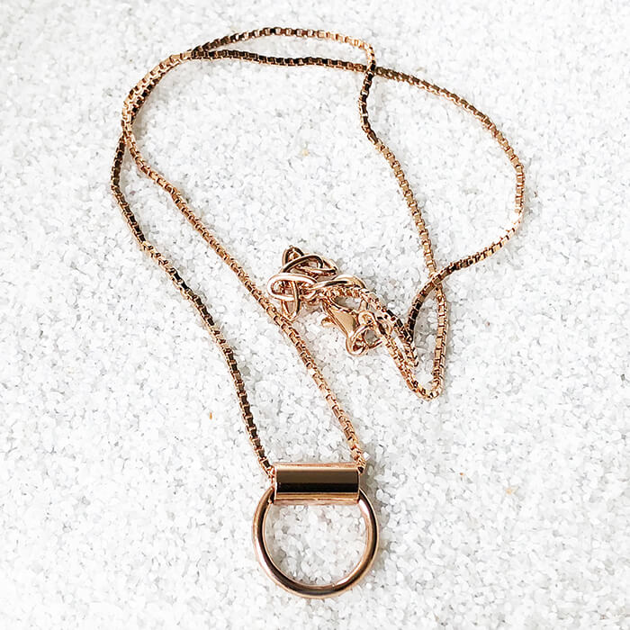 rose gold elegant pendant with lobster claw closure