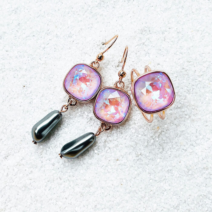 Lavender Swarovski Ring and swarovski pearl earrings 