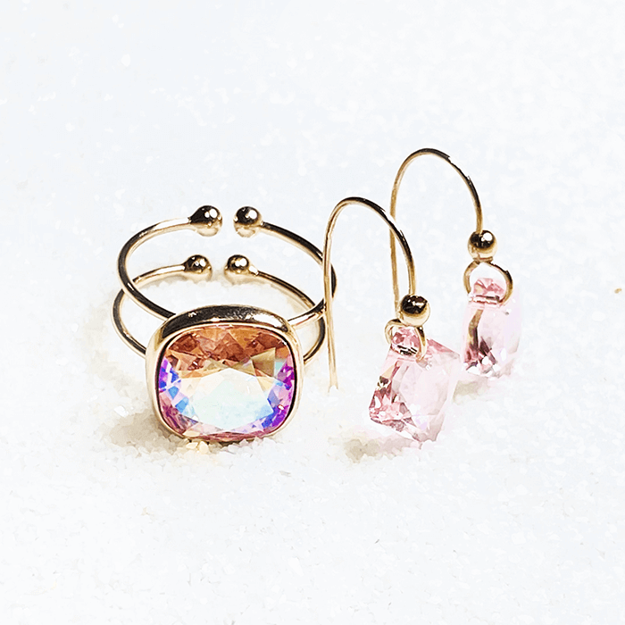 Light Pink Ring Swarovski and earrings 