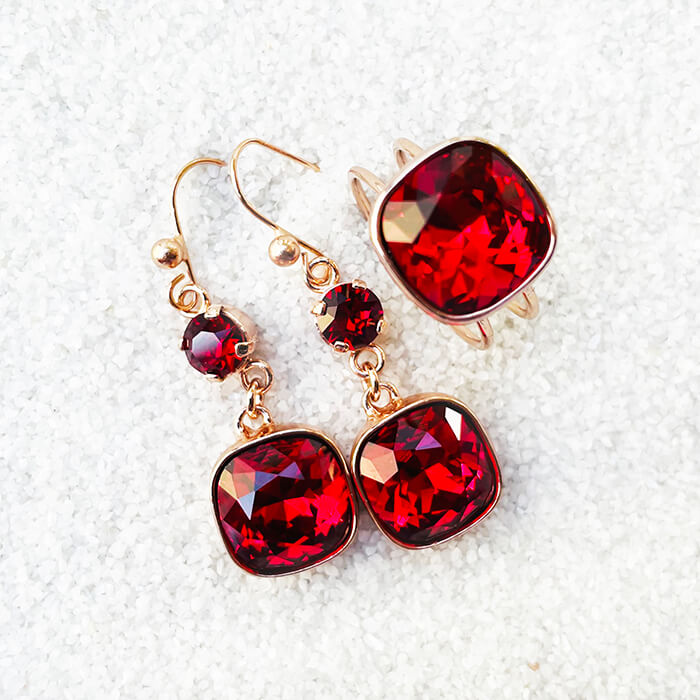 Red drop earrings swarovski and red ring