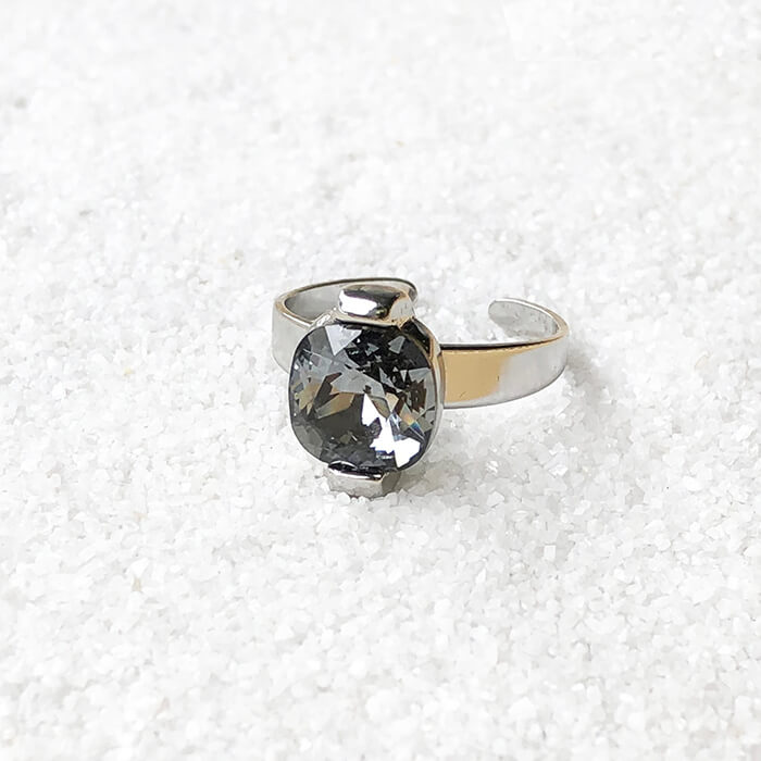 black and silver elegant unique cocktail ring